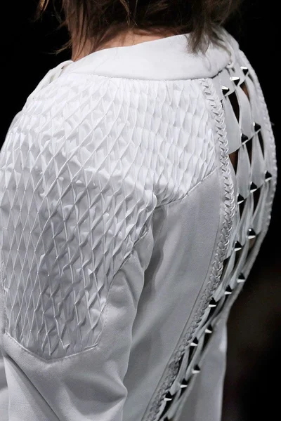 Look 128